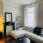 O-sea House: Herenwoning In Belle Epoque Wijk Te Villa