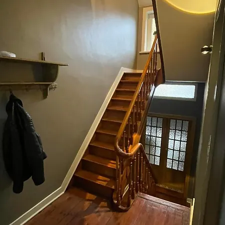 O-sea House: Herenwoning In Belle Epoque Wijk Te * Остенде