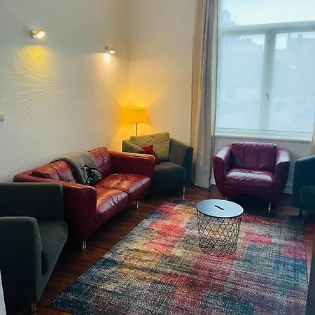 O-sea House: Herenwoning In Belle Epoque Wijk Te * Ostende